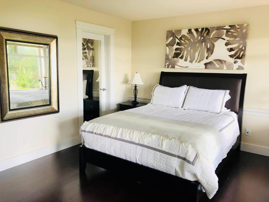 Saanichton Waterfront 2Br Suite With Superb Views Buitenkant foto